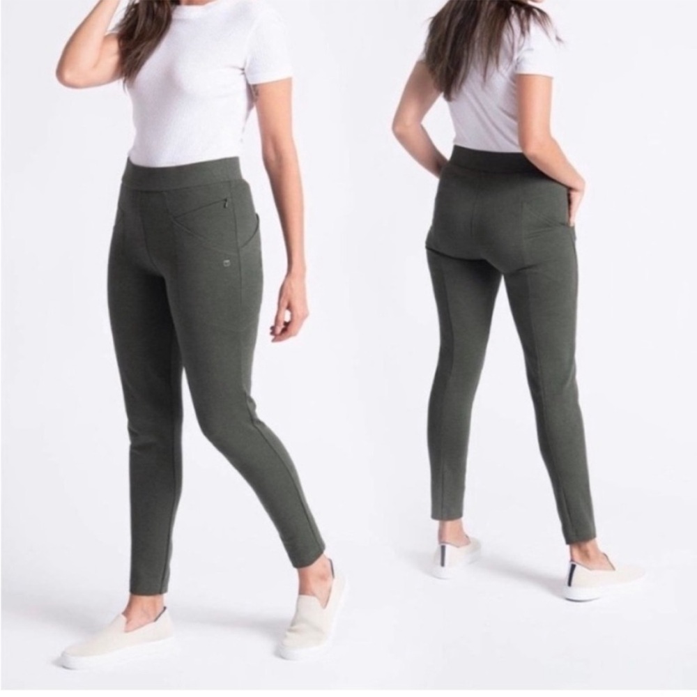 Betabrand Journey green zipper pant size medium‎ long